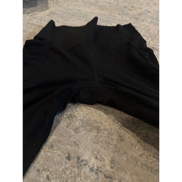 XS Athleta cropped leggings - Picture 4 of 5